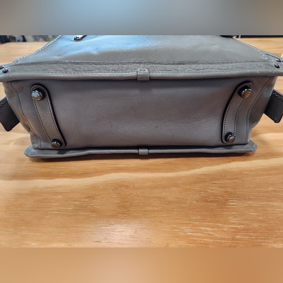 Coach 1941 Dreamer - Picture 9 of 14